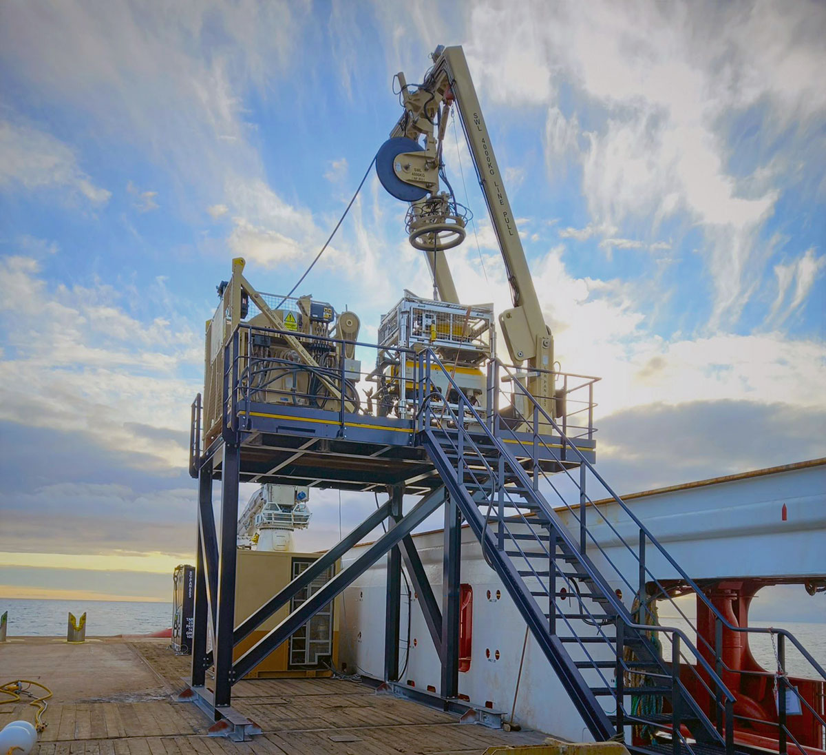 Mezzanine Platform with ROV docking station fastened to vessel